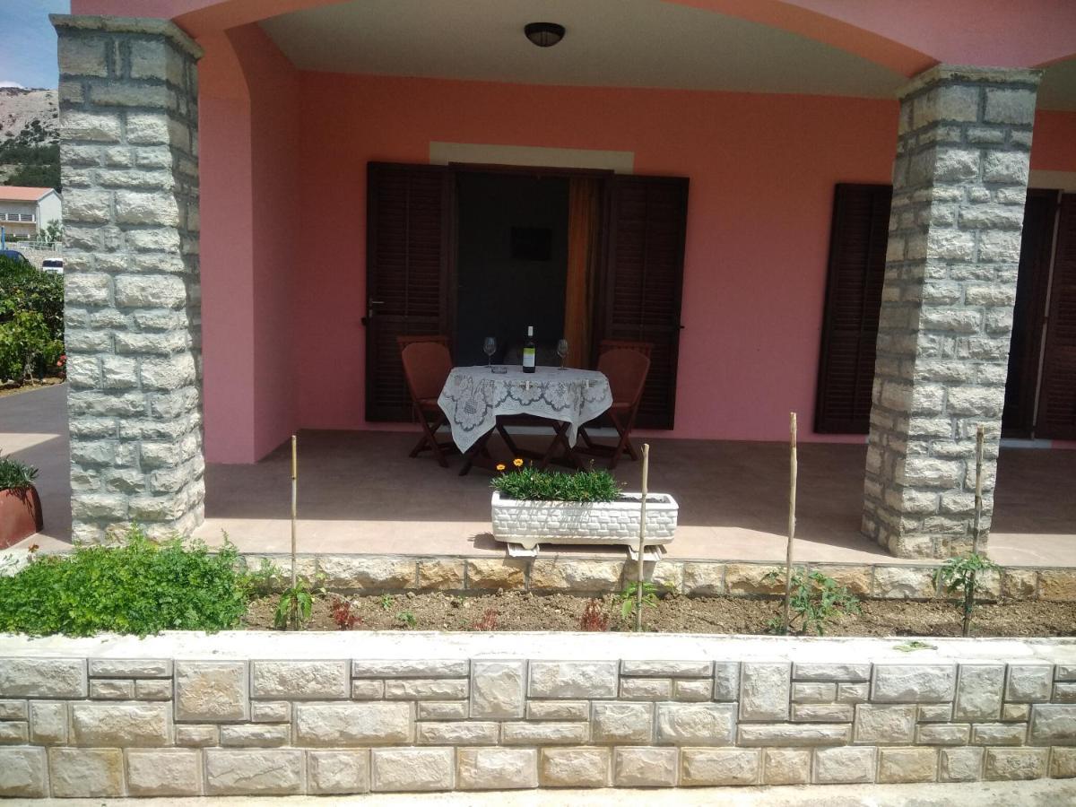 Apartmani Peko Pag Town Exterior photo